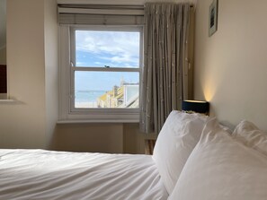 2 soverom, strykejern/-brett, wi-fi (inkludert) og sengetøy