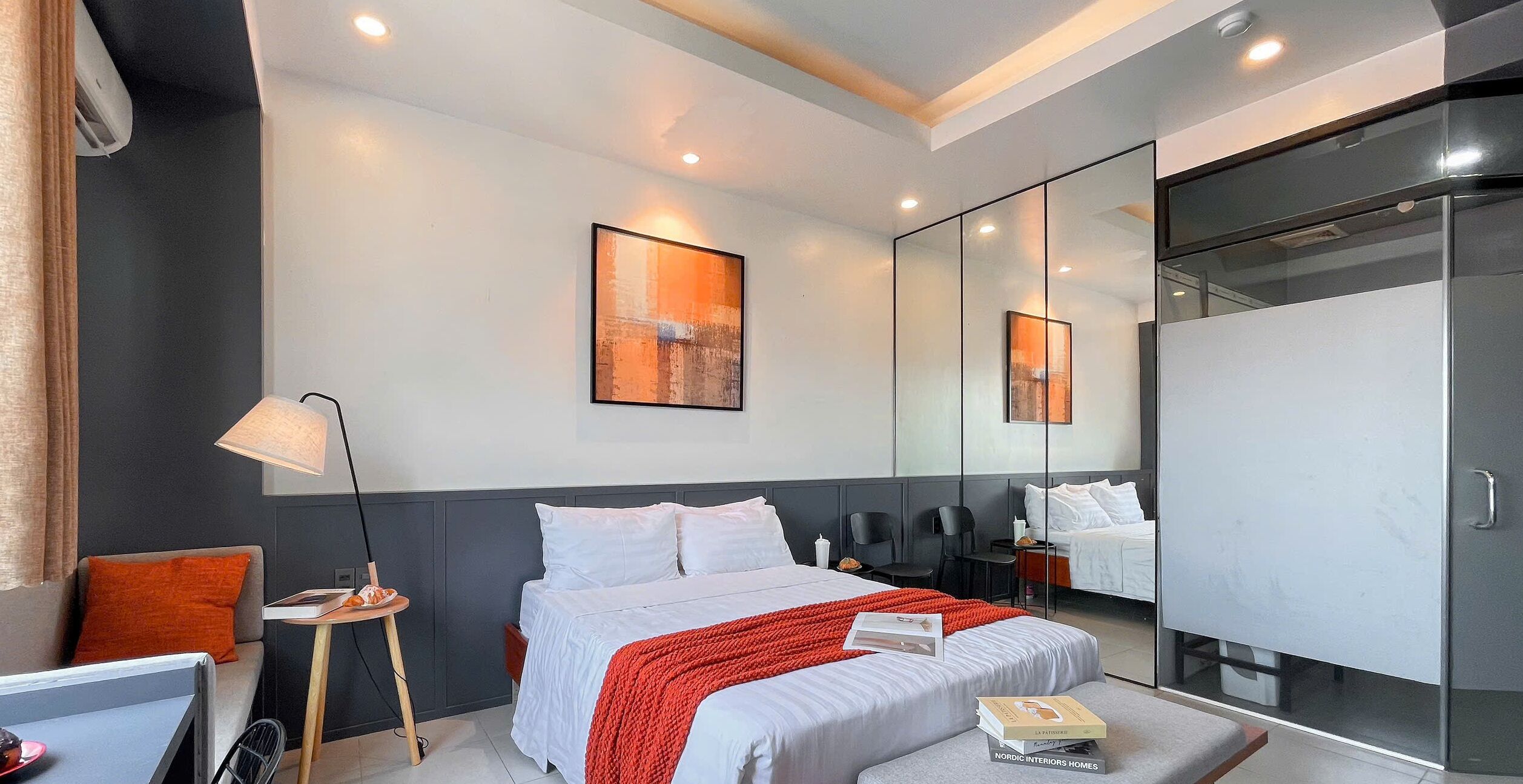 Chambre Double Junior | Fer et planche à repasser, Wi-Fi gratuit, draps fournis