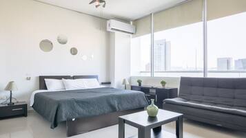 1 bedroom, desk, iron/ironing board, free WiFi
