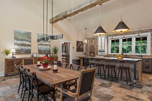 Dining - Farmhouse with Hot Tub, Game Room, Pond and Creek (Durango)