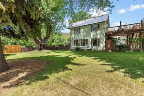 Exterior - Farmhouse with Hot Tub, Game Room, Pond and Creek (Durango)
