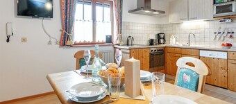 Beautiful sunny holiday flat on the Kaunerberg