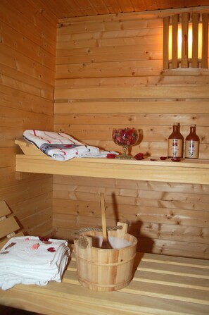 Sauna - Ferienwohnung Katharina 4 Sterne mit 55 qm (Gstadt am Chiemsee)