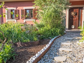 تفاصيل الفندق من الخارج