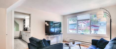 Smart TV, books