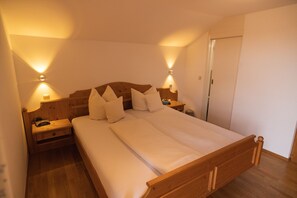 1 bedroom, Internet, bed sheets - Ferienwohnung Seeblick 40 qm, mit Balkon (Rimsting)