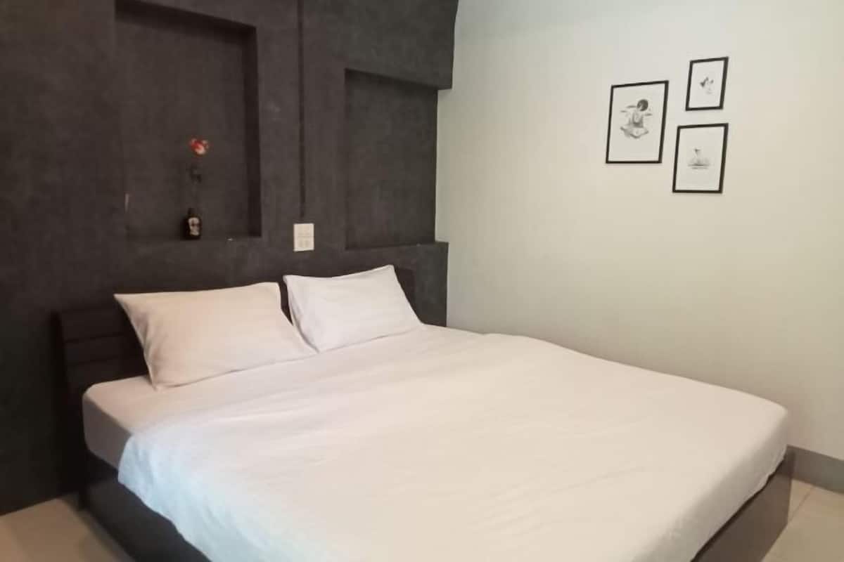 Decoración personalizada, muebles diferentes y escritorio