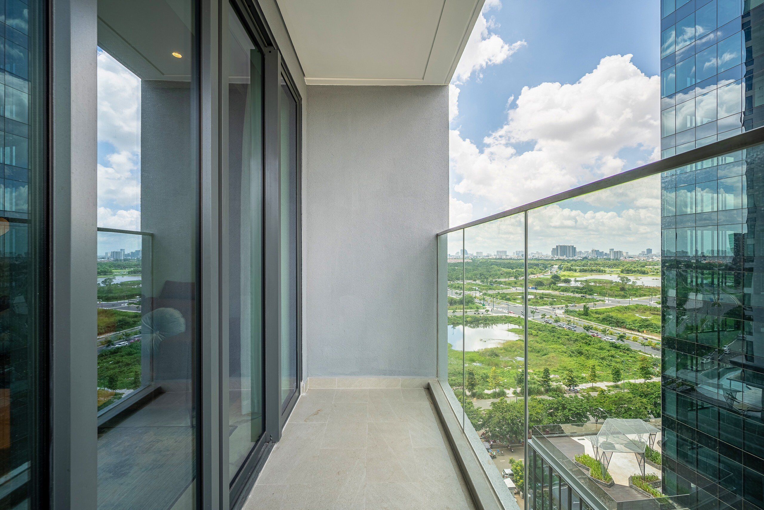 Apartamento superluxo, 2 quartos, para não fumantes, sacada | Roupas de cama premium, camas com colchões pillow-top