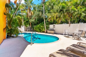 Outdoor pool, a heated pool - Siesta Key Village, Pool, Beach Access 4-min. Walk, 1bdr (Siesta Key)