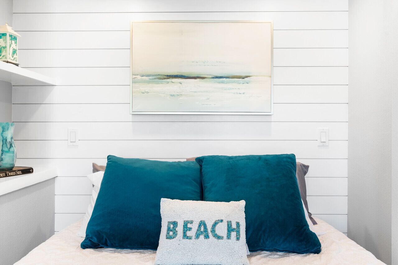 1 Schlafzimmer, Zimmersafe, Schreibtisch, Bügeleisen/Bügelbrett