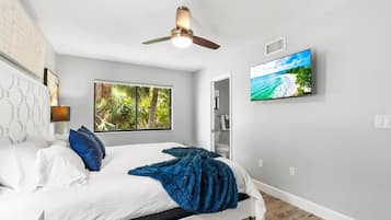 3 bedrooms, in-room safe, desk, iron/ironing board