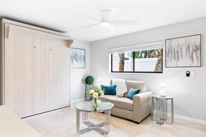 スマートテレビ、書庫、ビデオライブラリ、ステレオ