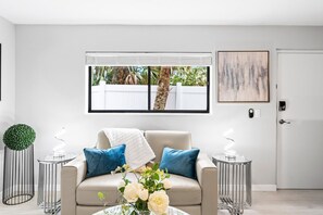 スマートテレビ、書庫、ビデオライブラリ、ステレオ