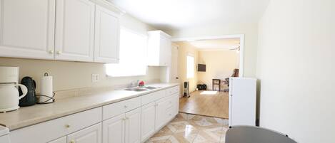 Microwave, oven