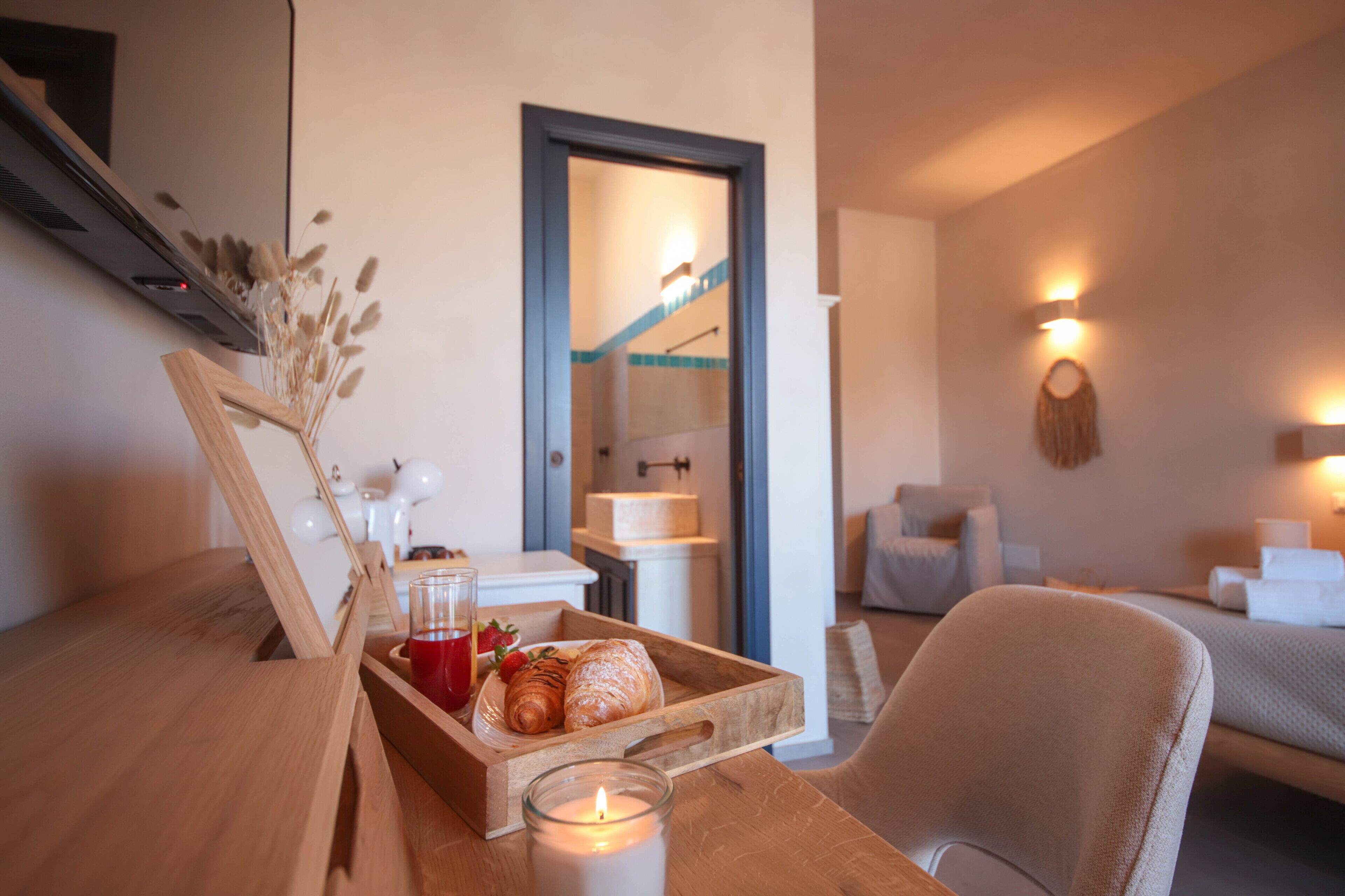 Junior Room, 1 Double Bed with Sofa bed, Balcony, Garden View