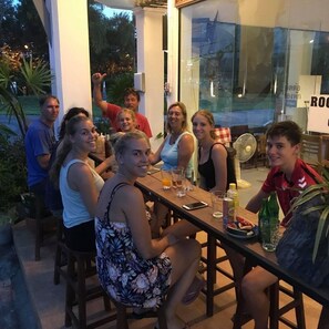 Restaurant - Express URT (Phunphin)