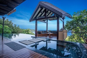 House | 6 bedrooms - Stunning Pacific Sunsets Huge Pool Concierge (Nacascolo)