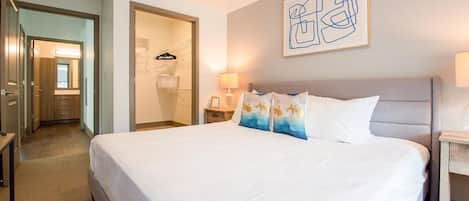 2 bedrooms, desk, iron/ironing board, Internet