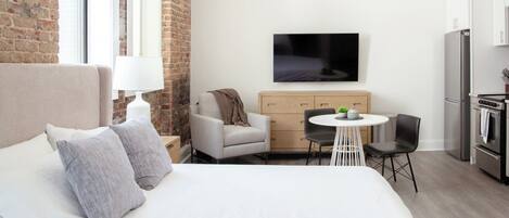 1 Schlafzimmer, Schreibtisch, Bügeleisen/Bügelbrett, Internetzugang