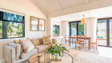 Cottage | Area keluarga | TV layar datar