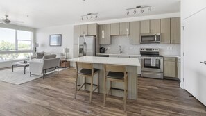 Fridge, microwave, oven, stovetop - Landing | Spectacular 1BD, Gym, Clubhouse (Denver)
