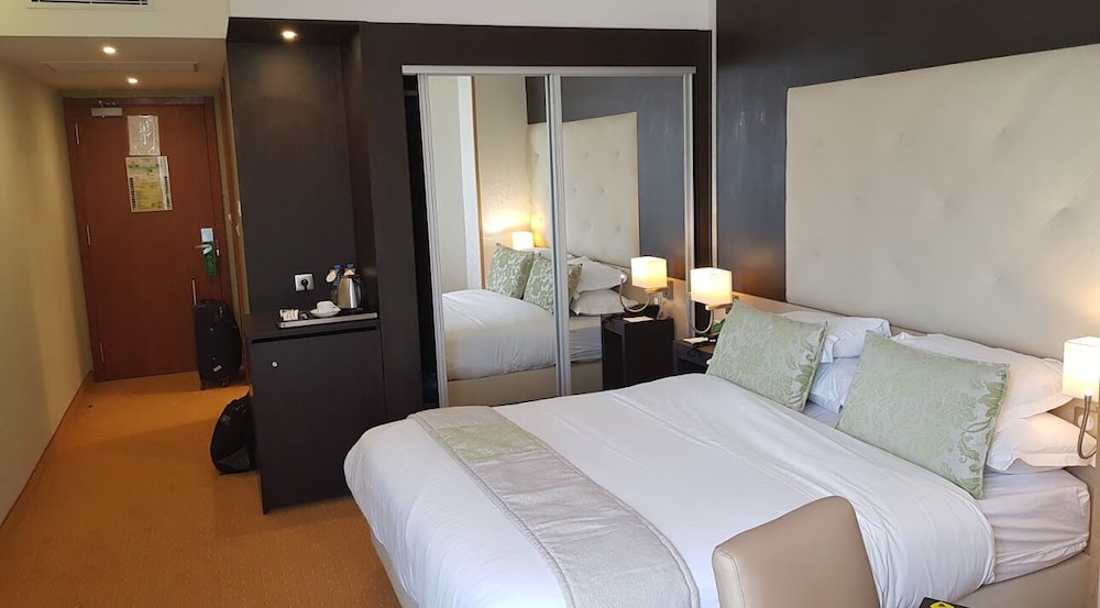 3 Star Hotels