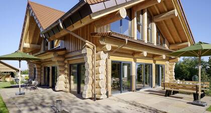 Schwarzwaldchalet de luxe mit Sauna by Interhome