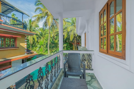 Deluxe Double Room | Terrace/patio