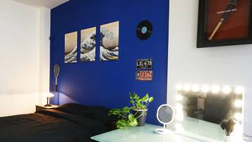 2 camere, una scrivania, ferro/asse da stiro, Wi-Fi gratuito