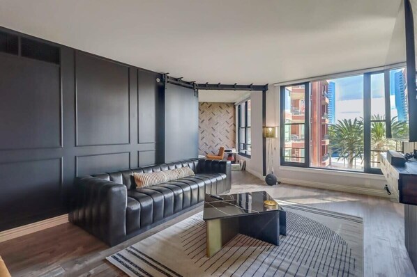 TV, stereo, offices