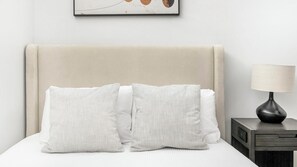 1 bedroom, desk, iron/ironing board, WiFi - Landing | Incredible 1BD, Rooftop Lounge, Gym (Nashville)