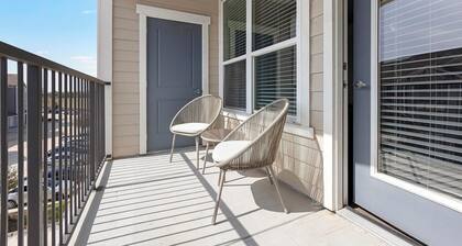 Landing | Beautiful 1BD, Gym, Clubhouse