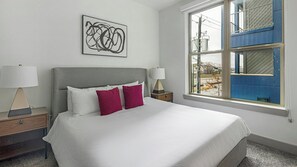 2 bedrooms, desk, iron/ironing board, WiFi - Landing | Stunning 2BD, Clubhouse, Courtyard (Houston)