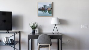 Interior - Landing | Spectacular 1BD, Clubhouse (Nashville)