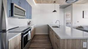 Fridge, dining tables - Landing | Spectacular 1BD, Clubhouse (Nashville)