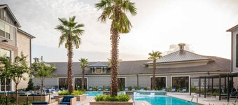Landing | Stunning 1BD, Game Room, Clubhouse