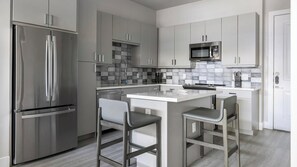 Fridge, dining tables - Landing | Beautiful 1BD, Gym, Clubhouse (Austin)