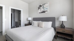 1 bedroom, desk, iron/ironing board, WiFi - Landing | Incredible 1BD, Pool, Gym (Austin)