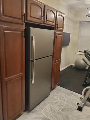 Interior - Soulard King 1BR - Personal Gym and Sauna Oasis (St. Louis)