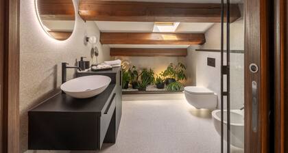 Designer apartment 10 minutes' drive from the sea