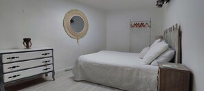 2 chambres, lit parapluie, Wi-Fi gratuit, draps fournis