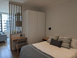 Egyptian cotton sheets, premium bedding, memory-foam beds