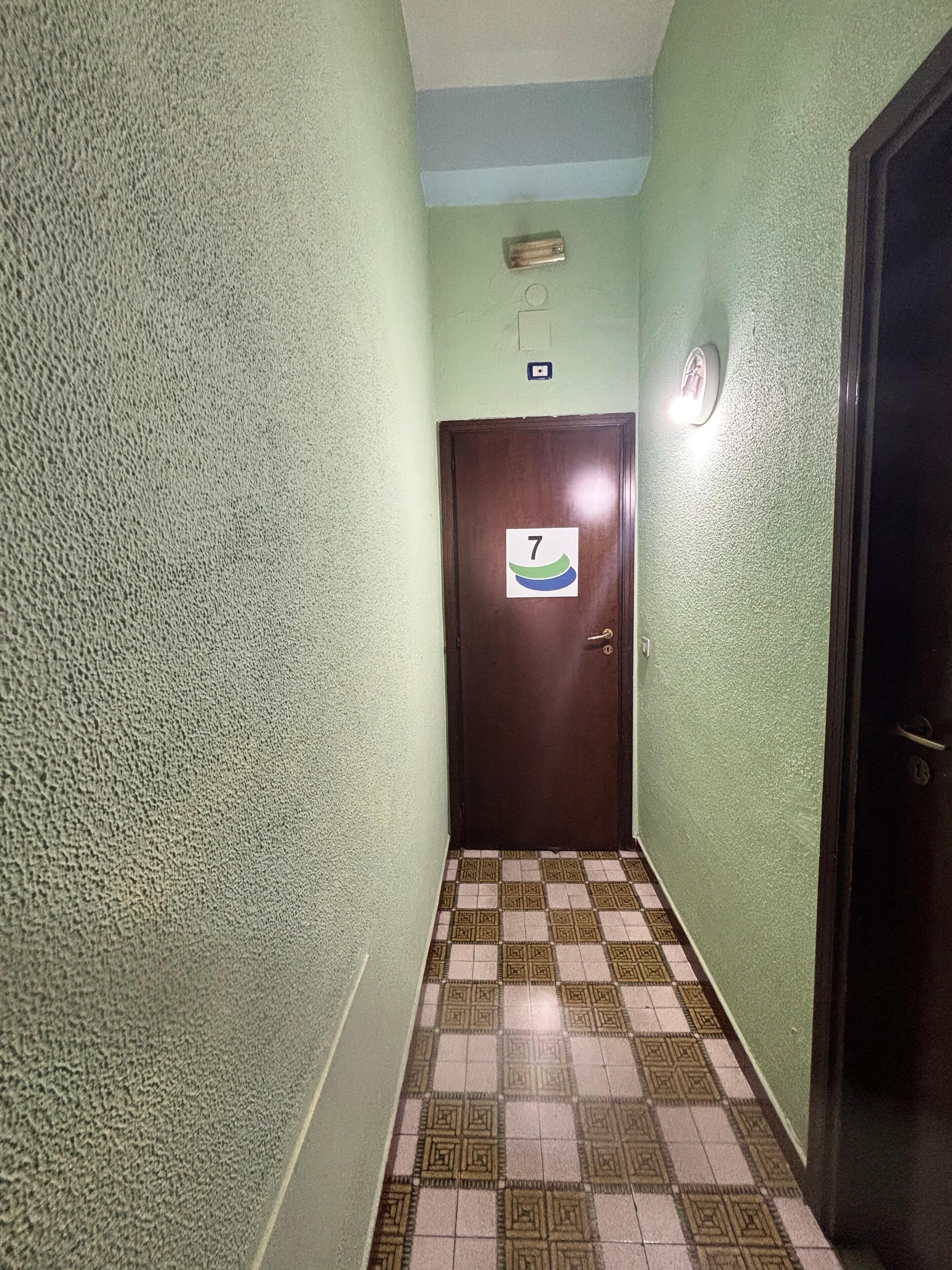 House, Multiple Bedrooms, Smoking, Balcony | Interior