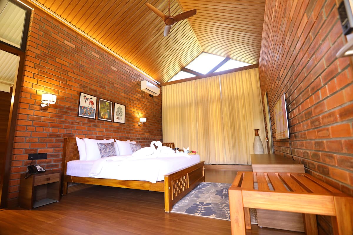 Villa Standard | 1 chambre, literie de qualité, coffre-fort, bureau