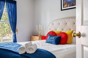 4 Schlafzimmer, Bügeleisen/Bügelbrett, Reisekinderbett, WLAN