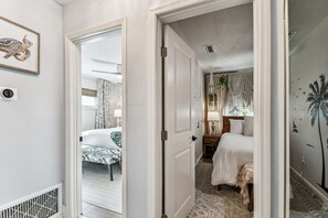 3 soverom, strykejern/-brett, reiseseng for barn og wi-fi