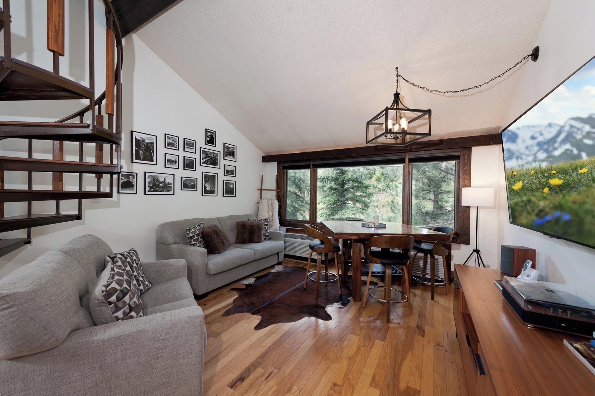 Updated - 10min to Ski - A/C - Golf - Pool & Hot Tub - Tamarron Lodge #334