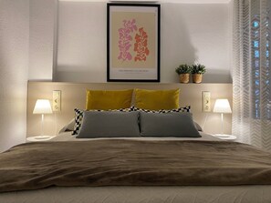 2 chambres, fer et planche à repasser, Wi-Fi gratuit, draps fournis