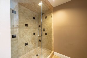 Shower, towels