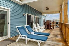 Rumah, 4 kamar tidur | Balkon
